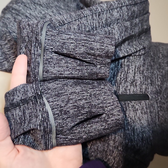 Lululemon Kanto Catch Me 1/2 ZipWee Stripe Black Heathered Black - Picture 10 of 12